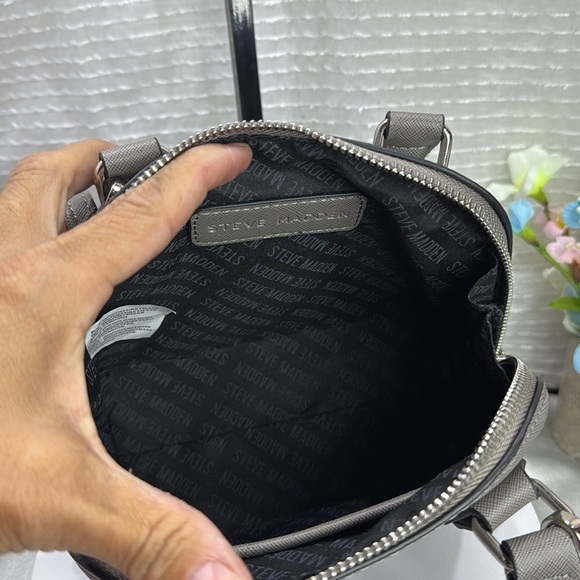 (X2) STEVE MADDEN BFAITH MINI CROSSBODY BAG - Picture 11 of 15
